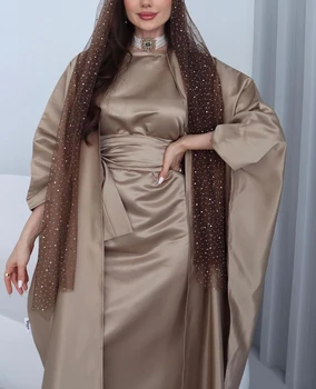 Kito Kranto Moterų Atlasas Prom Dresses Su Ilga Striuke, O Kaklo Kulkšnies Ilgio Tiesus Oficialų Vakare Gown 2023 Saudo Arabija